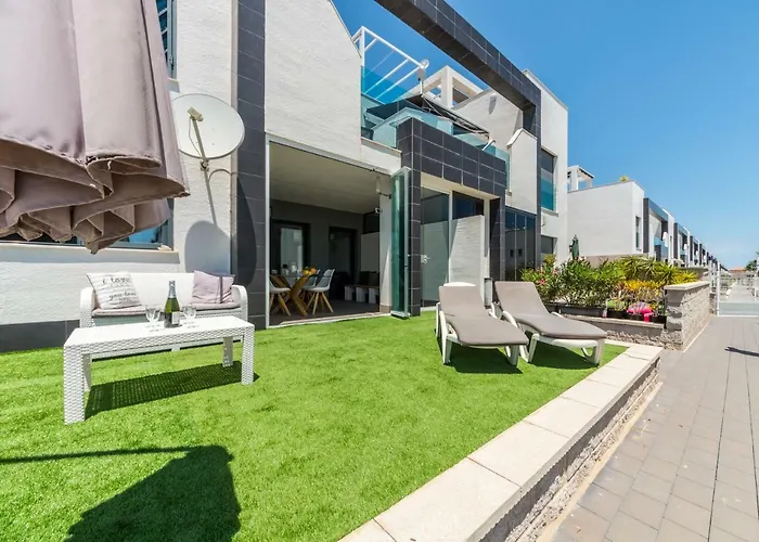 Oasis Beach F 3003